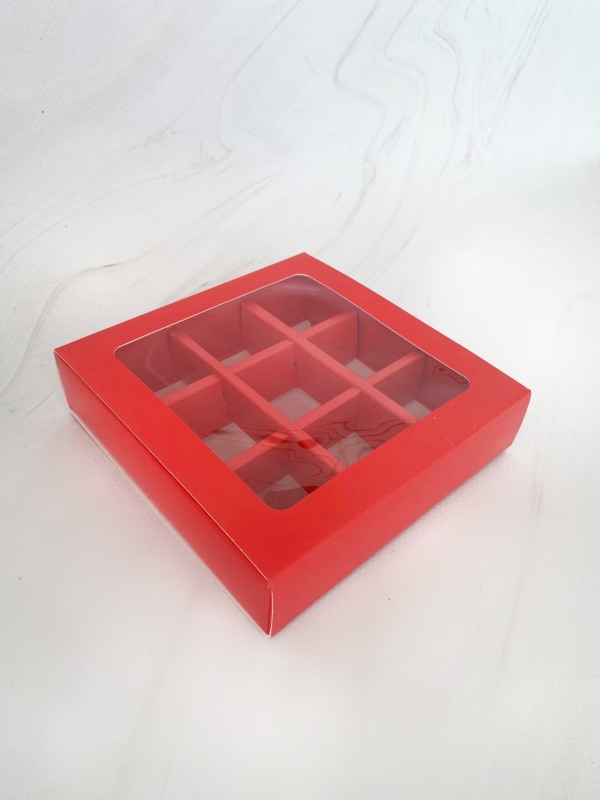 Коробка для 9 конфет с окном, Красная, 145*145*33, шт