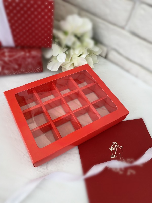 Коробка для 12 конфет с окном, Красная, 190*150*36, шт