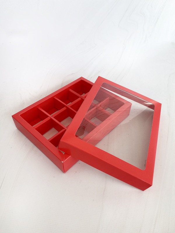 Коробка для 12 конфет с окном, Красная, 190*150*36мм, шт